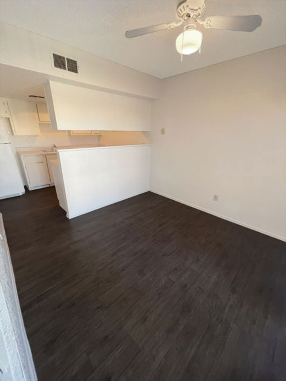 This image displays swimming pool photo of River Springs Apartments