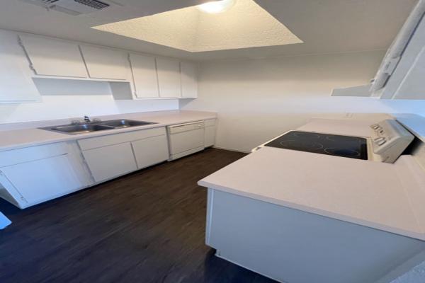 Take a tour today and view Interior for yourself at the River Springs Apartments.
